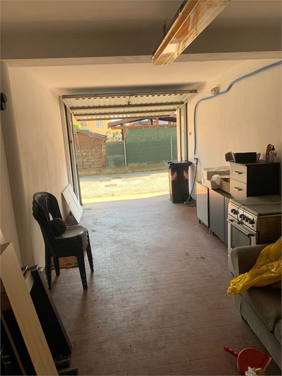 Garage doppio con lavanderia 