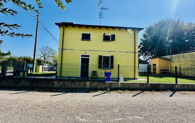 SAN FELICE S/P - GRAZIOSA VILLETTA SINGOLA NUOVA